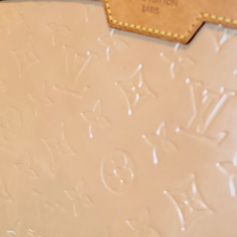 LOUIS VUITTON Monogram Vernis Brea MM Satchel Dune Vernis - Picture 6 of 15